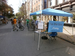 Free Parking - 20 Bicycles Instead of ONE Car